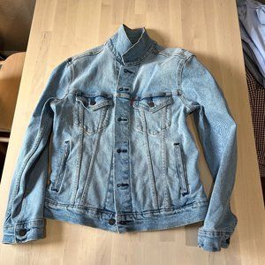 Levi's® The Trucker Stretch Denim Jacket - Light Blue